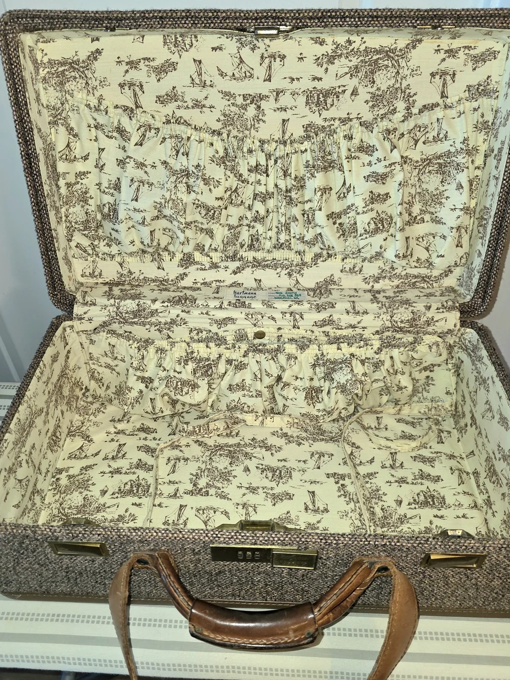 Hartmann Luggage Luxury Vintage Antique Tweed Collection 26